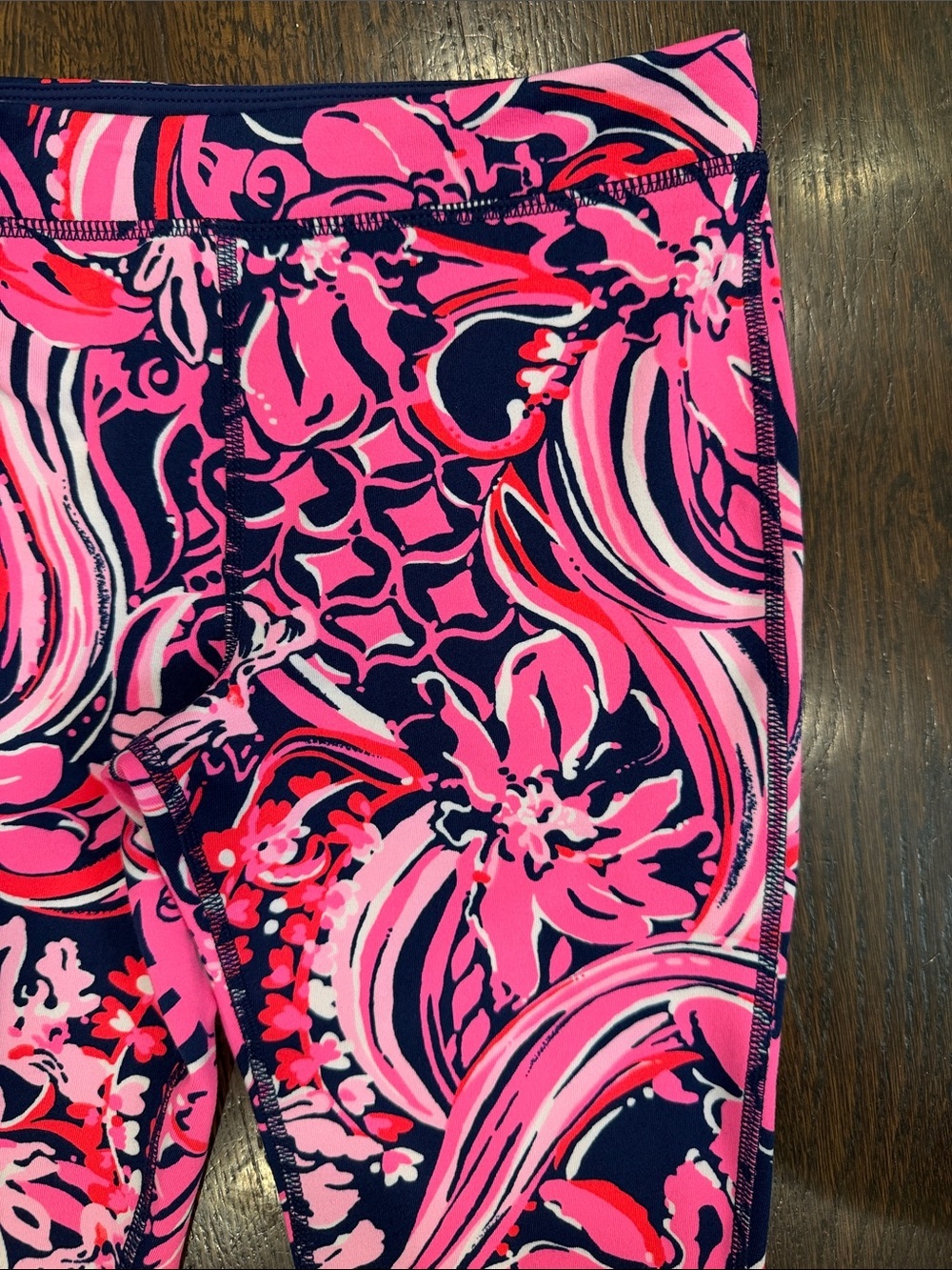 Lilly Pulitzer Luxletic Pink & Navy Floral Stretch Leggings - Picture 4 of 6